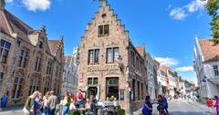 比利時｜布魯日美食：百年地標餐廳 GRUUTHUSE HOF，好吃鬆餅店 HOUSE OF WAFFLES！
