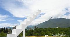 花蓮秀林｜pony cafe：無敵海景咖啡廳，還有夢幻天空階梯