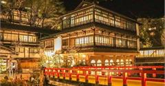 神隱少女取景地之一 夢幻木造湯宿旅館群馬「積善館」