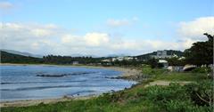 屏東│後灣海堤 藍天、碧海、愛心灣、白色珊瑚石沙灘、藍白地中海風的淨土