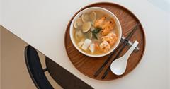 台北松山｜目隅-韓系風格麵食店，米苔目取代傳統麵條，每口都是清爽滋味