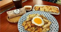 新北板橋｜早喚 Morning Call：台式文青系早午餐，特推外酥內軟Q的粉漿蛋餅、特色飯糰