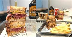 台北｜Liquid Bread Company ：大推美式酸麵包三明治！酥脆麵包搭配重口味肉和醬汁，越吃越上癮