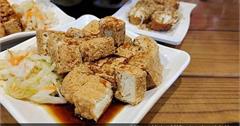 花蓮.吉安美食：【老店家臭豆腐】，內行人才知道的祕密美食，臭豆腐控必吃！