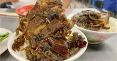彰化｜阿好伯(阿成)梅干扣肉：控肉飯尬半熟蛋，員林必吃萬惡宵夜！