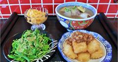 彰化｜美食芳月亭食堂：必吃黃金蘿蔔糕、蔥油雞腿飯、雲筍大骨湯！彰化老字號餐廳推薦