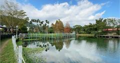 宜蘭｜雷公埤：員山優美池塘秘境！夏天淺池免費戲水、秋冬欣賞落羽松林，環湖漫步「水的故鄉」