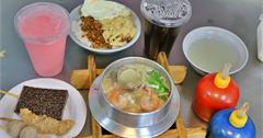 彰化｜白鳥餐點店：中式早餐銅板價！滷肉飯、鍋燒意麵、吐司通通有，在地人從小吃到大