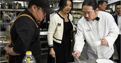 全台｜豆府餐飲集團：金度潤星級料理「手切白灼豬五花」12月10日獨家上市！台版黑白大廚決戰，「黑白大廚金度潤」大嘆摘冠台灣廚師創意無限！