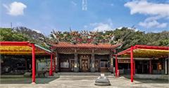 屏東｜高山巖福德宮：恆春300多年廟宇祈福！山頂眺望自然風光，欣賞恆春關山之美