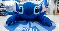 MINISO史迪奇快閃店台南、台北陸續登場！大型絨毛氣偶必拍！