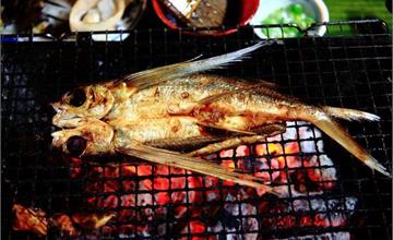蘭嶼【海派BBQ】蘭嶼島上第一間BBQ露天燒烤吃到飽350元，早期叫藍的魚BBQ燒烤