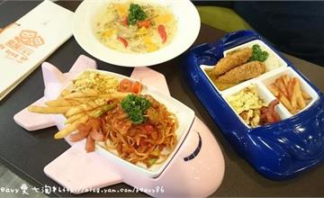 【台中中區】索瓦咖啡：手作義式料理，帶著貓頭鷹祝福的健康幸福原味