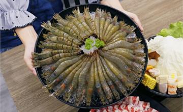 海鮮控和肉肉控都瘋狂！就算痛風也要來吃拾鑶私藏鍋物，還有商業午餐只要188元起！