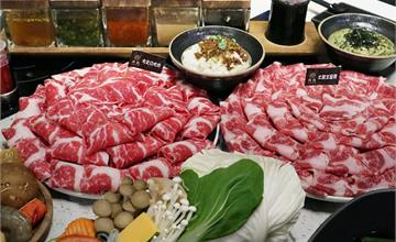  大食怪也吃不消！肉魂 鑄鐵料理，超澎派50盎司肉肉與鮮蝦拼盤超過癮！