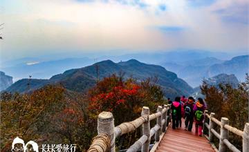 【大陸河南】雲台山茱萸峰｜王維詩中美景鳳凰嶺玻璃棧道玄帝宮登頂攻略