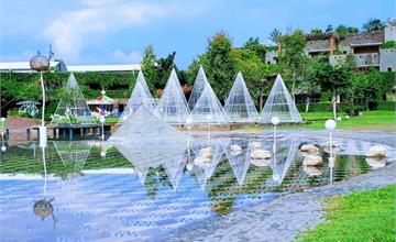 宜蘭縣政府中央公園｜奇特夢幻的宜蘭耶誕村，11/16正式點燈提前感受濃濃耶誕氣氛