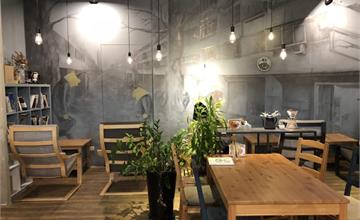 【台北】「老少校咖啡 Old Major Coffee(公平貿易咖啡豆/創意特調/麻糬鬆餅/躺椅座位/不限時/近捷運中山國小站)」