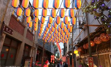 夜遊雲林限定版景點｜漫遊北港朝天宮老街巷弄燈會，大嗑在地隱藏版美食！
