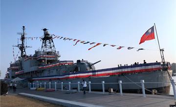 台南｜安平定情碼頭德陽艦園區：大魚的祝福，安平老街的退役軍艦之旅