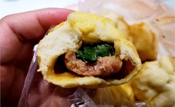 桃園中壢│忠貞市場早餐，忠貞祖傳現做小籠包，龍東路排隊美食