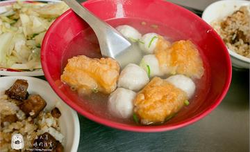 台南．北區│小北觀光夜市的美食．阿富海產粥、肉燥飯