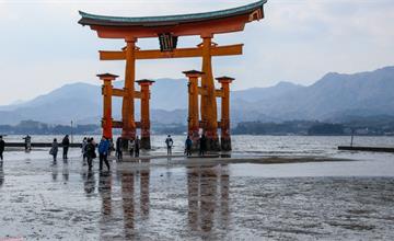 嚴島神社｜廣島日本，日本三景之一巨大海上鳥居，世界文化遺產觀光旅遊勝地
