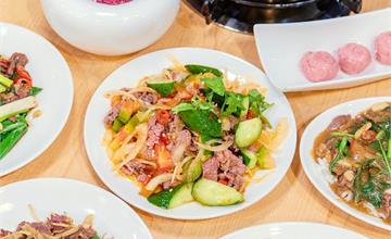 台中│品牛一館溫體牛涮涮鍋新開幕！用餐人潮滿滿滿，想吃特級油花牛肉還要看緣份～