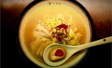 桃園｜中壢重熙老麵，隱身在巷弄內的拉麵店，要不是找車位還挺難發現