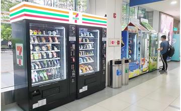 號稱全台最迷你的7-11門市，你看過7-11自動販賣機嗎？