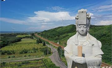 苗栗後龍｜清海宮，32公尺超巨大神像耗時20年，266塊花崗岩雕刻而成
