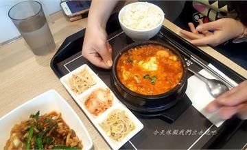台中｜東京純豆腐：全球連鎖東京時尚純豆腐鍋，豆腐口感超滑嫩！