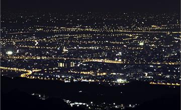 台中夜景秘境，一次飽覽中彰投三縣市美麗夜景，最遠連雲林麥寮都能看得到哦！