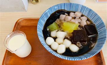 桃園中壢｜澎湃豆花龍岡店，料多實在銅板價，內用還可續豆花