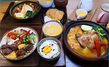 嘉義│舊時光新鮮事，日治時代老屋咖哩專賣店 懷舊日式建築享用創新咖哩美食 還能體驗日式足浴唷~