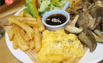 桃園｜小囍窩 Food & Drink，隱身庭院的溫馨可愛餐廳，超豐盛餐點