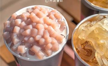 台中｜奶茶達人良石丘你喝過了嗎？IG打卡超人氣，激推招牌小芋石光醇奶！