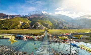 登上世界高峰｜到高山之國尼泊爾挑戰極限，攀上人生的高峰！