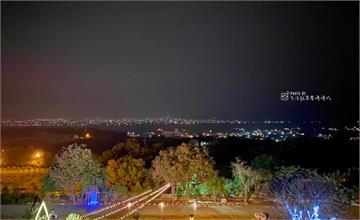 台中｜星月大地無限暢飲BBQ，台中后里宵夜絕美景觀餐廳，$599不限時烤肉啤酒喝到飽！