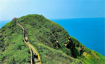 新北瑞芳｜鼻頭角步道，海上小長城，眺望270度海景超遼闊，步道好走很輕鬆