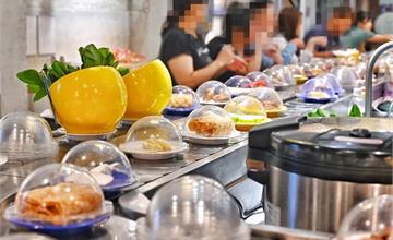 台中│298元吃到飽的火鍋，不管海鮮拼盤或是巧克力和牛這裡一樣吃的到