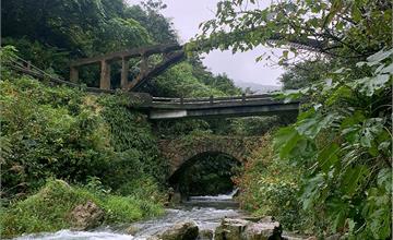 新北瑞芳｜九份_山尖路觀光步道｜滿滿和風氣息!金瓜石水圳橋遺跡