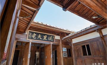 馬祖｜坂里大宅：極致低調的馬祖北竿景點，就像一座小城池，厚實牆壁超有安全感