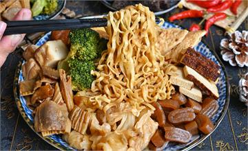 台中│秘醬滷味，人氣冷滷再一間，加入獨家秘方滷製，一吃回味無窮