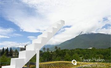 花蓮秀林｜pony cafe：無敵海景咖啡廳，還有夢幻天空階梯