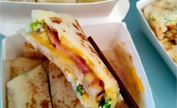 新北新莊｜馬克廚房：古早味粉漿蛋餅，餅皮超Q超美味！新莊少見的古早味粉漿蛋餅