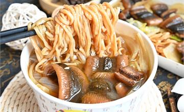 台中│寬 鱔魚意麵，酸甜滋味令人回味，還有小卷湯，鮮味指數大爆表！