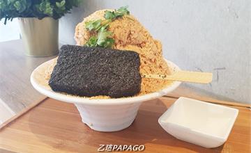 新北｜何家甜品鋪：必吃超獨特豬血糕花生雪花冰！顛覆想像的各式創意甜點冰品