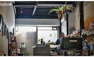 台東咖啡│Cheela小屋咖啡館，台東舊鐵道路廊旁秘密後花園裡喝咖啡吃鹹粥