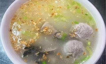 台中大里｜源記台南虱目魚：用魚骨熬煮湯頭，滿滿一碗超豐盛！大推清爽鮮甜的虱目魚粥